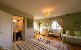 Chambres D'Hotes Saint Malo La Barbinais Bed&Breaksfast